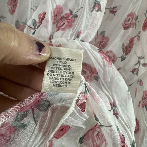 Love Notes Sheer Floral Romantic Button Front Ruffle Top Womens Size M Coquette - Picture 11 of 11